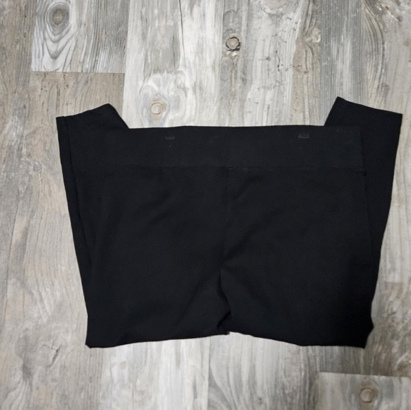 Studio by Torrid cropped pants size 2xR - Picture 2 of 11